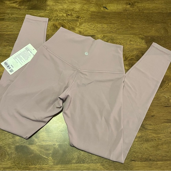 NWT Lululemon Align High Rise Pant 28” Leggings Lavender Lux Size 6 Women’s - Picture 5 of 8